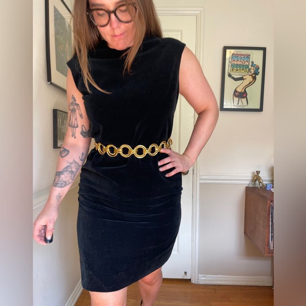 60s Vintage Bobby Brooks Black Velvet Shift Dress - Picture 2 of 9